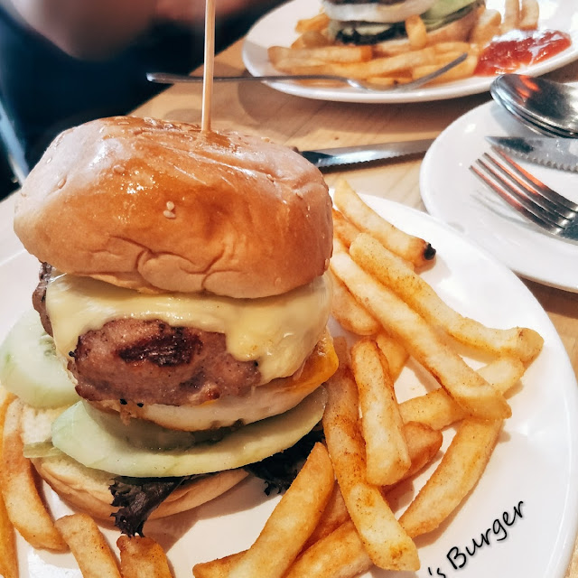 Pork Burger