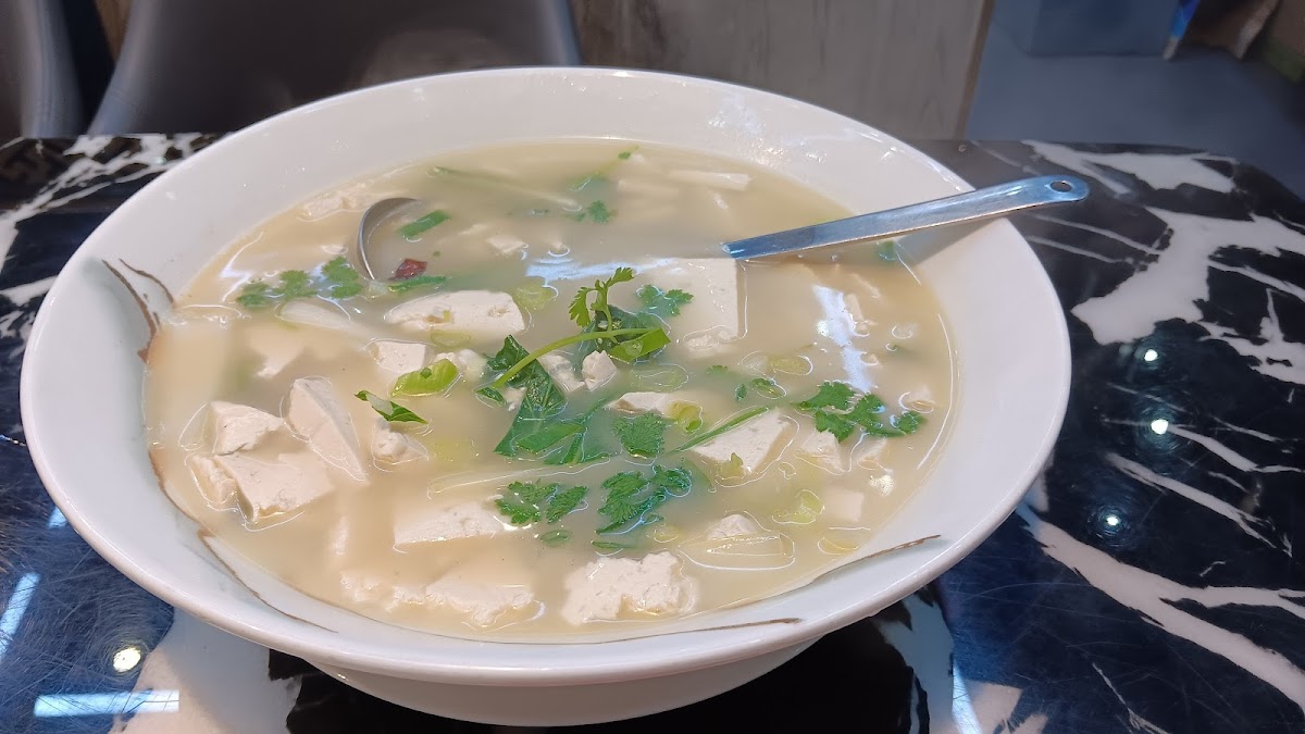 Xiaolamei Dongbei BBQ Restaurant 小辣妹东北菜 - Photo 6
