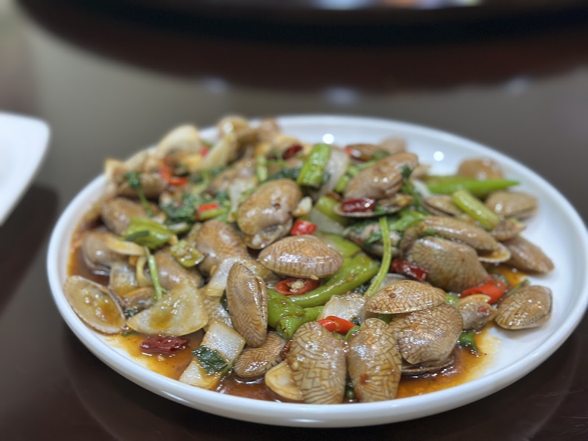 Xiaolamei Dongbei BBQ Restaurant 小辣妹东北菜 - Photo 8