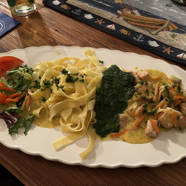 Bandnudeln Mit Lachs Und Spinat