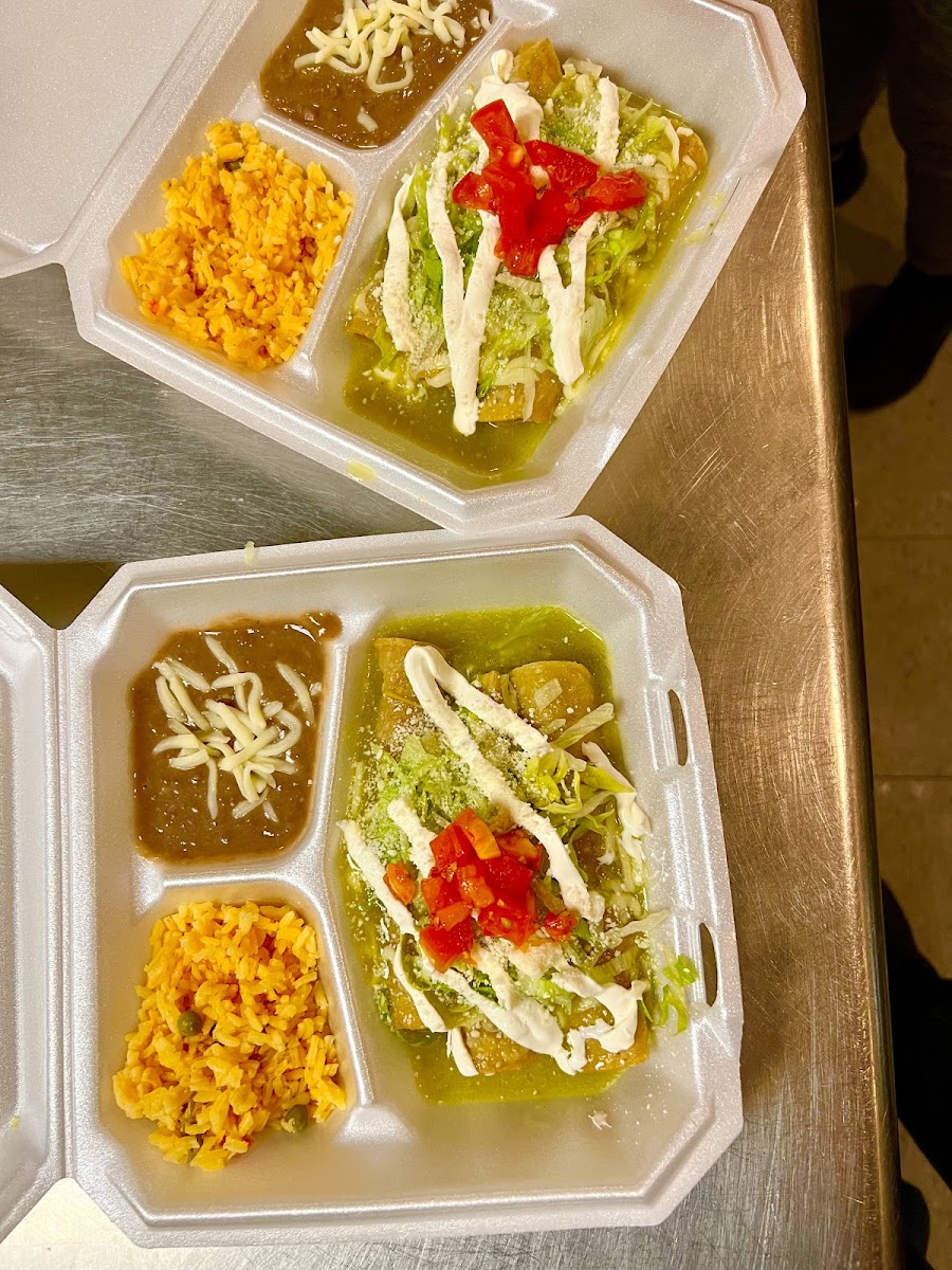 El Taco'Queto Restaurant - Photo 6