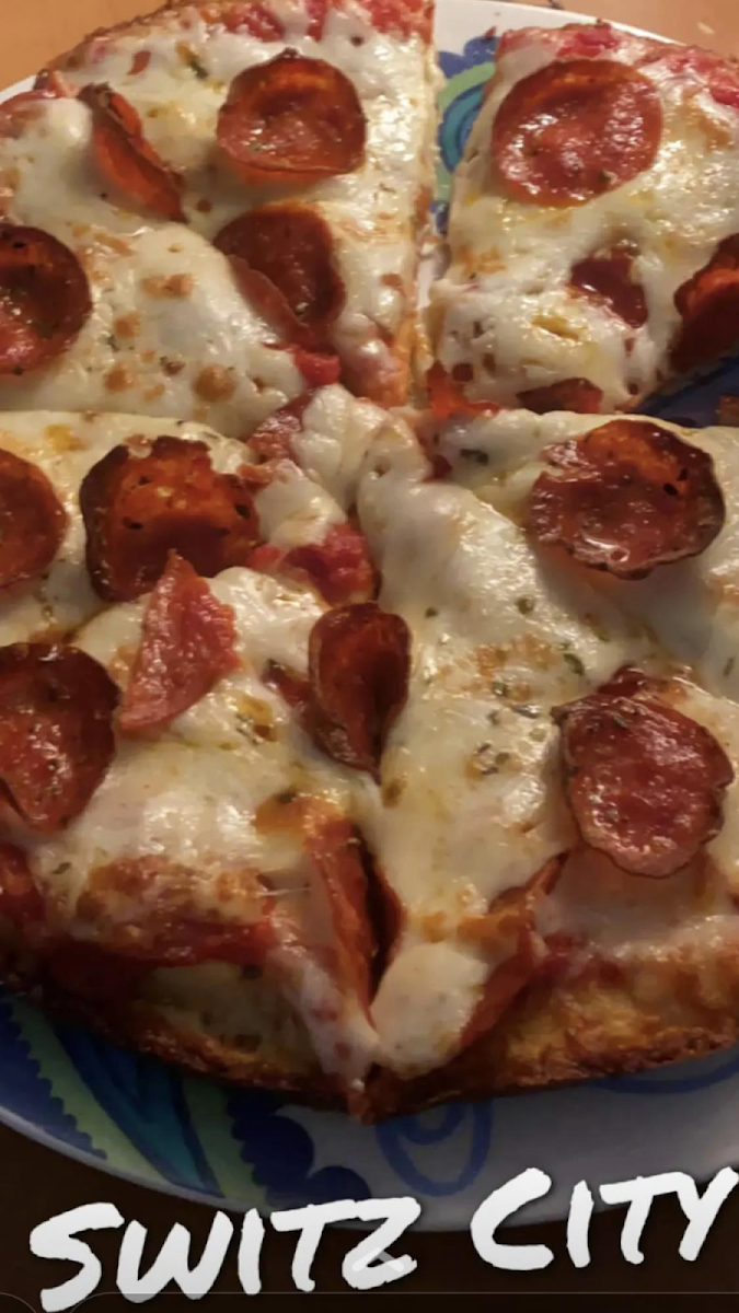 Bobe's Switz City Pizza - Photo 7