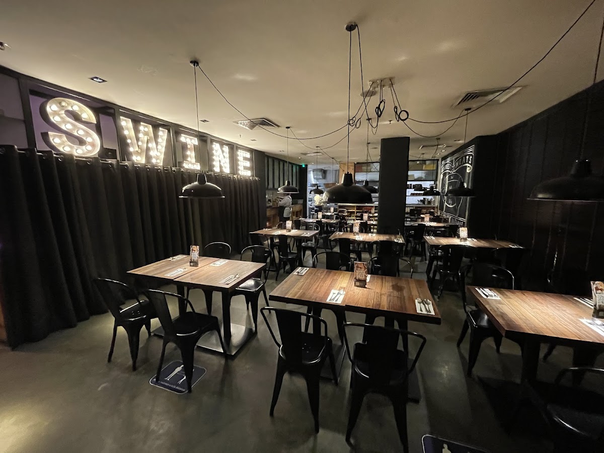S.Wine (Publika)