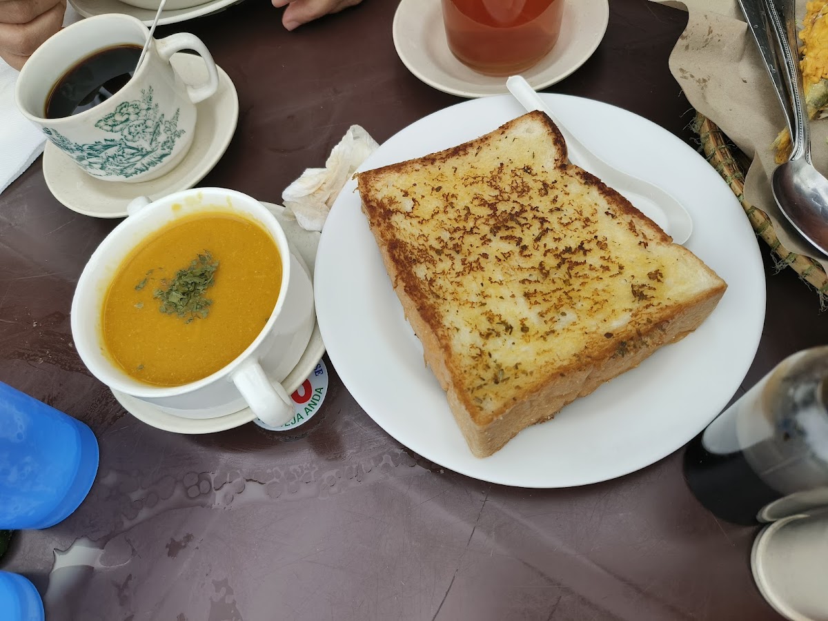 LAMAN HIJAU CAFE - Photo 7