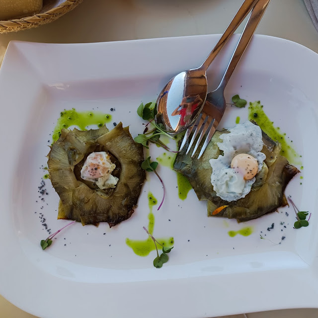 Artichoke Flower with Quail Egg