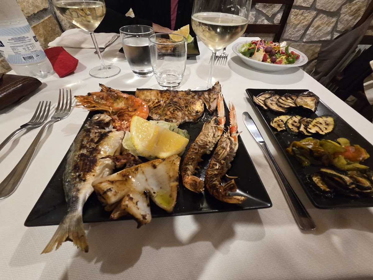 La Rete Hostaria & Pizzeria - Photo 1