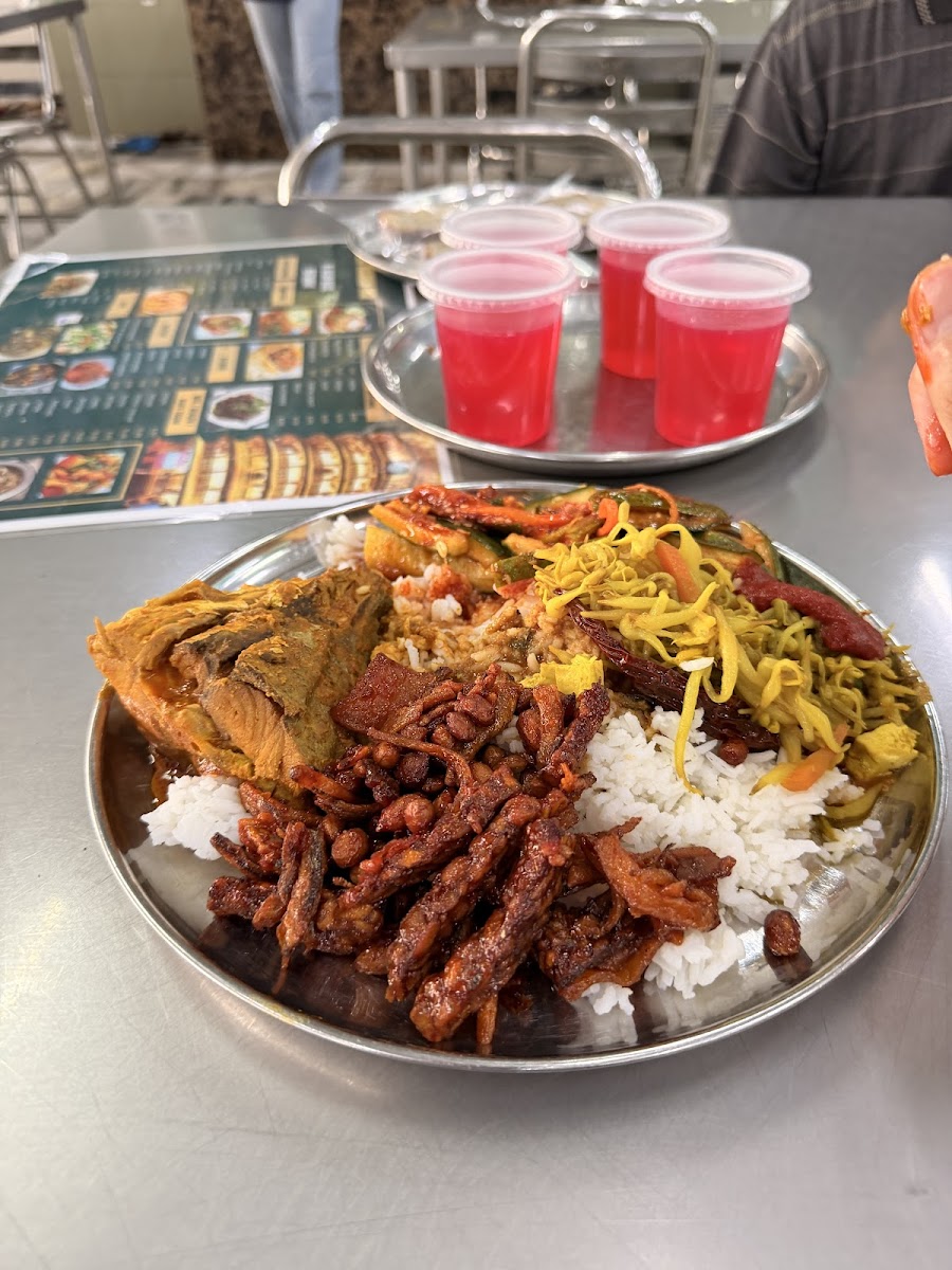 M. Gulam Rasul Nasi Kandar - Photo 3