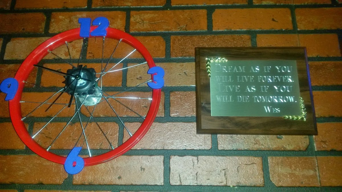 Just Jules Pub & Restaurant - Photo 2