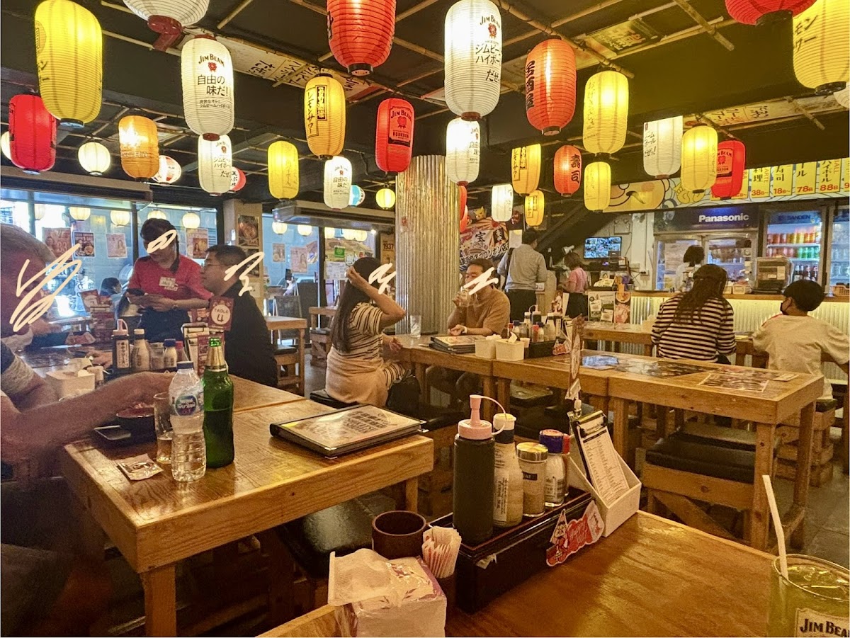 EBISU SHOTEN Phrom Phong - Photo 2