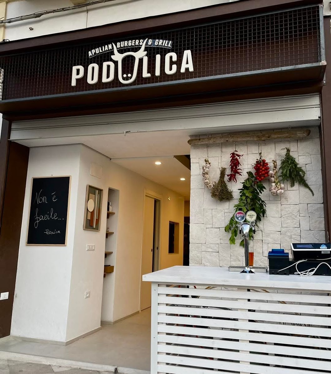 Podolica Apulian Burgers & Grill