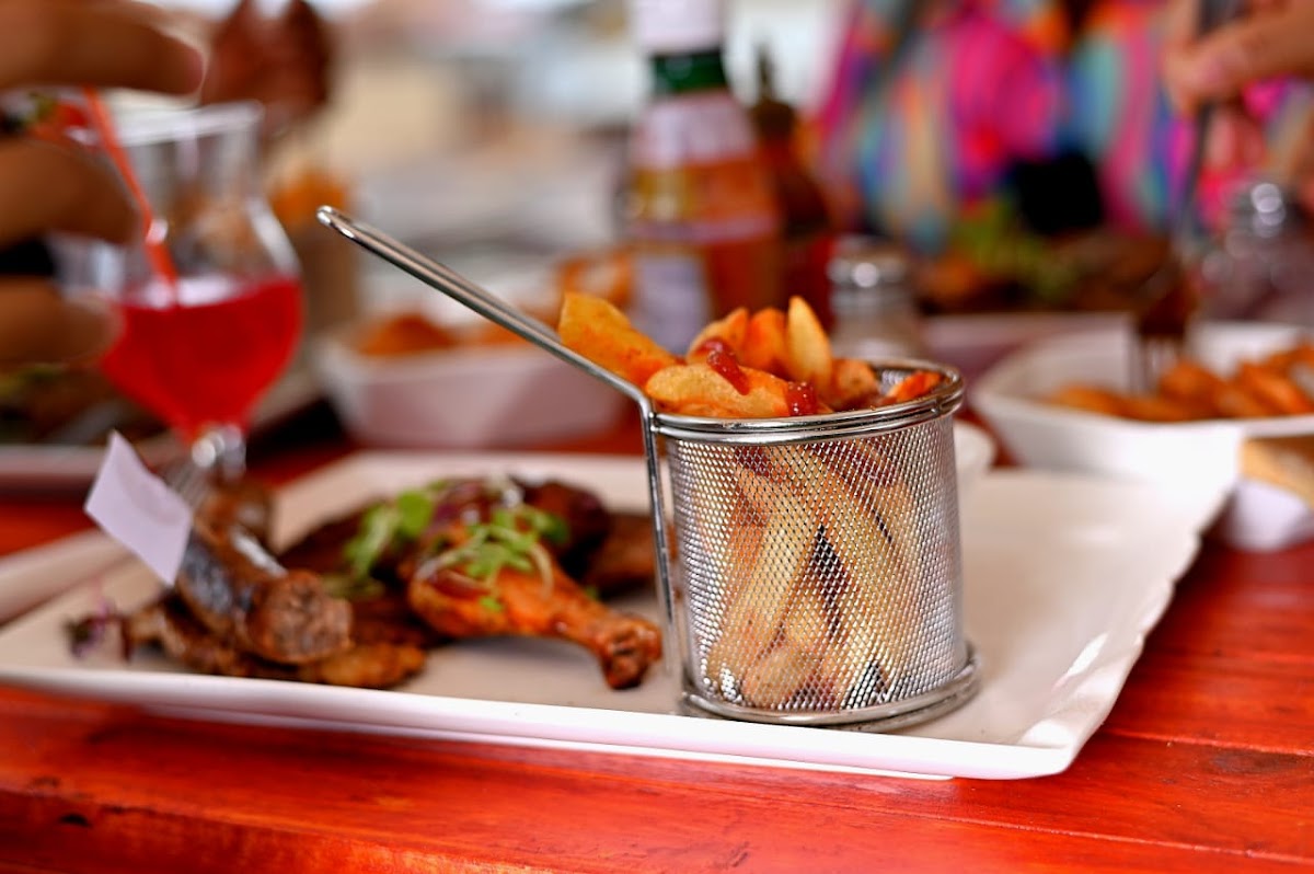 kwa Jerry Fast Food - Photo 9