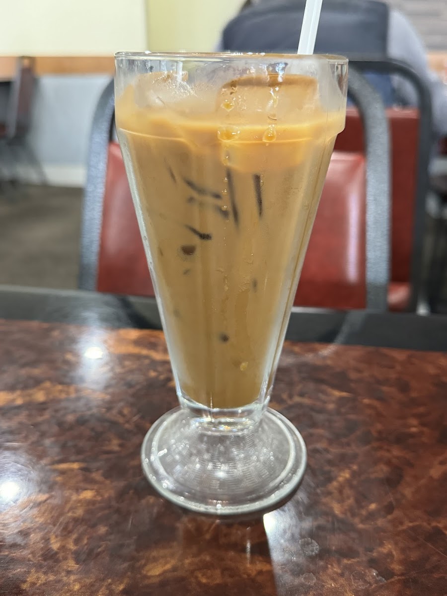 Huong's Vietnamese Bistro - Photo 8