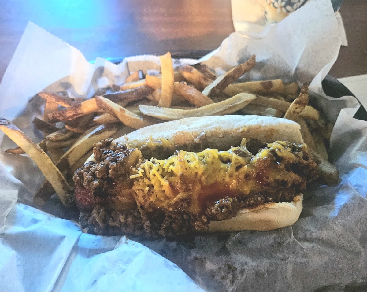Lucky's Burger Shack - Photo 9