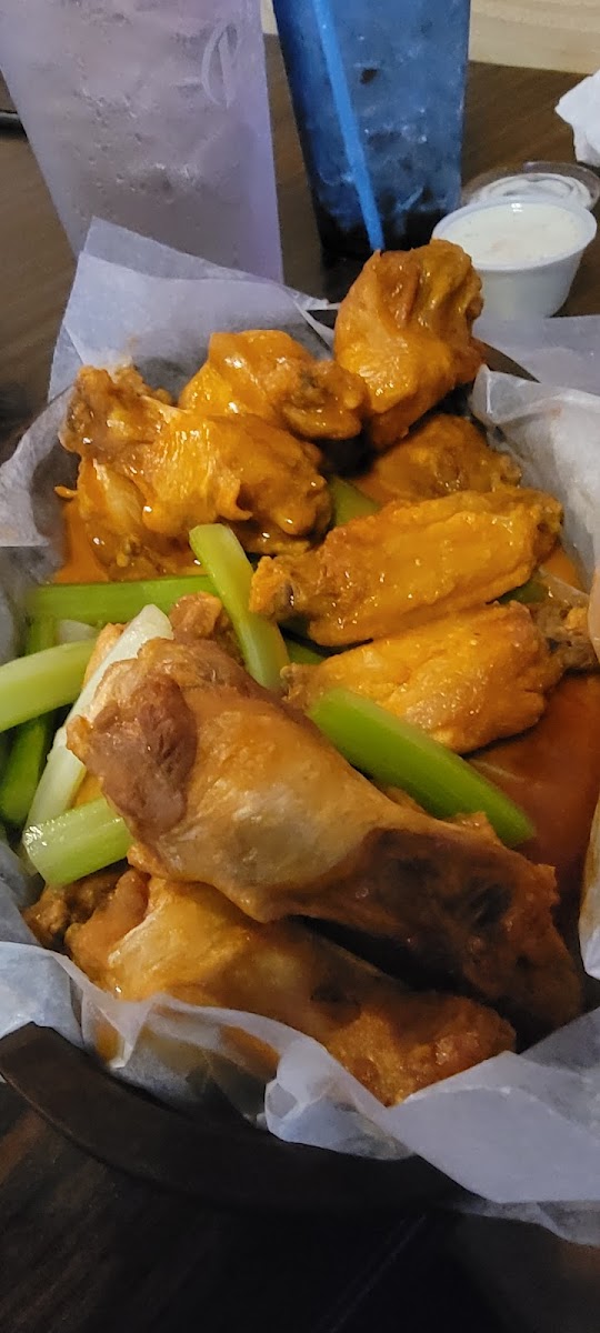 Lucky's Burger Shack - Photo 6