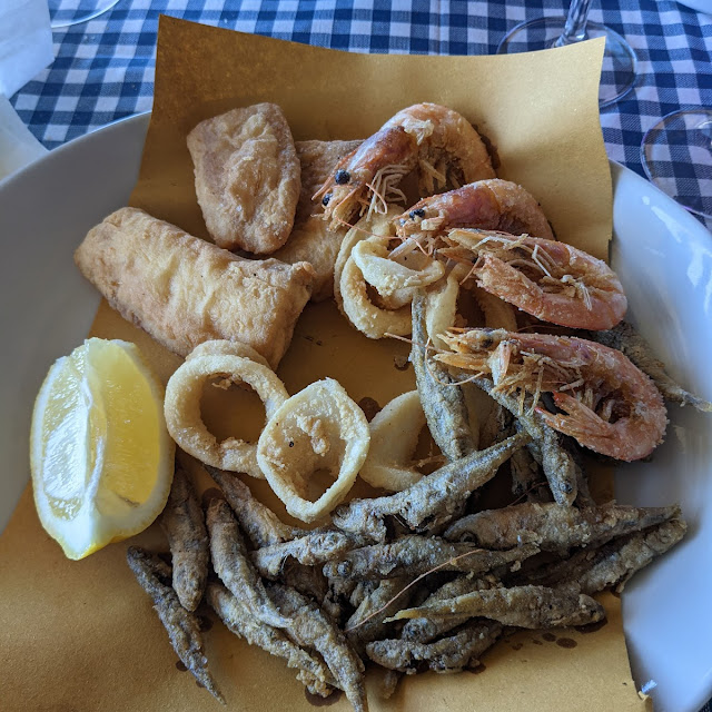Frittura Calamari E Gamberi