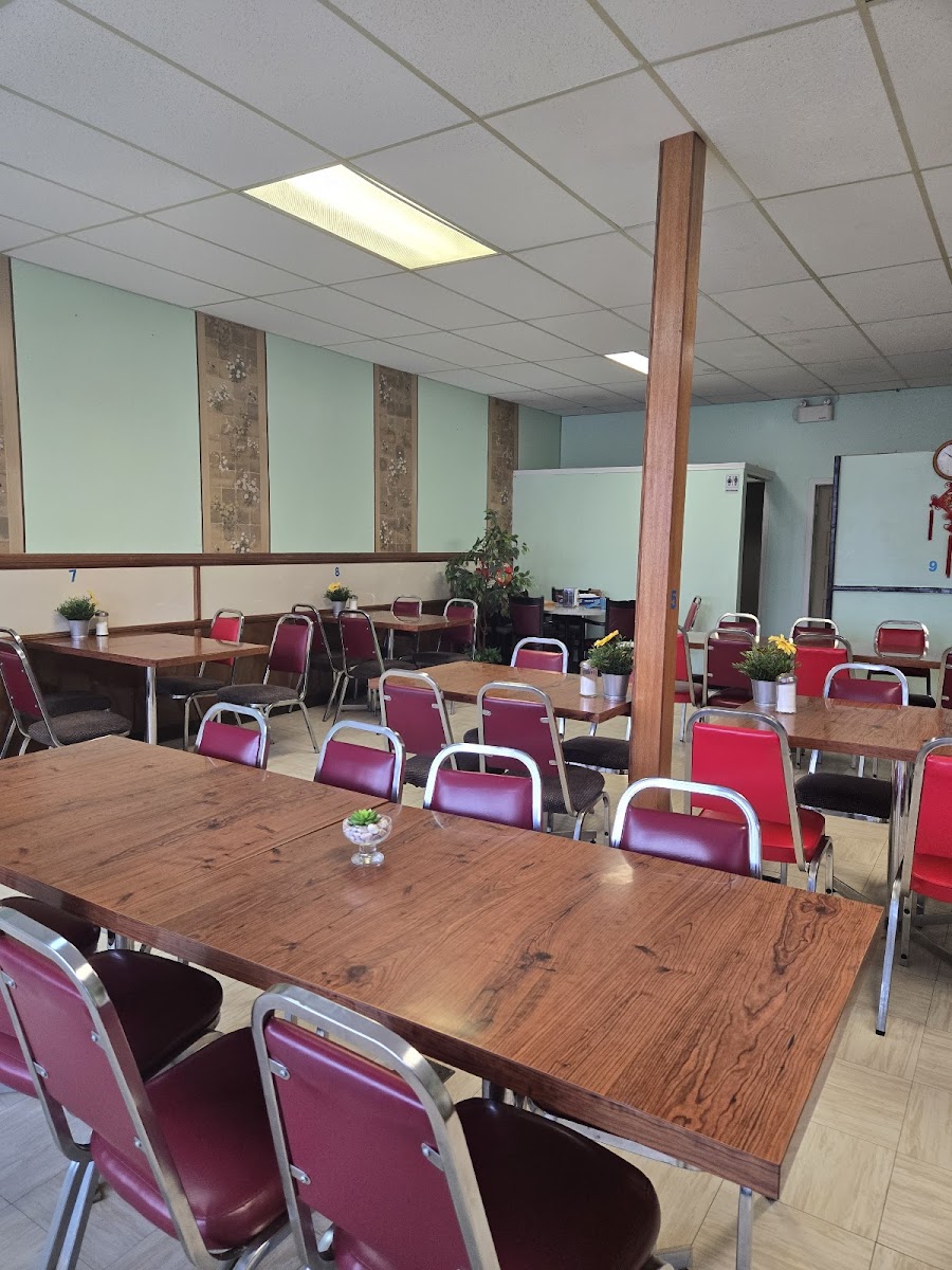 J & T Family Restaurant
