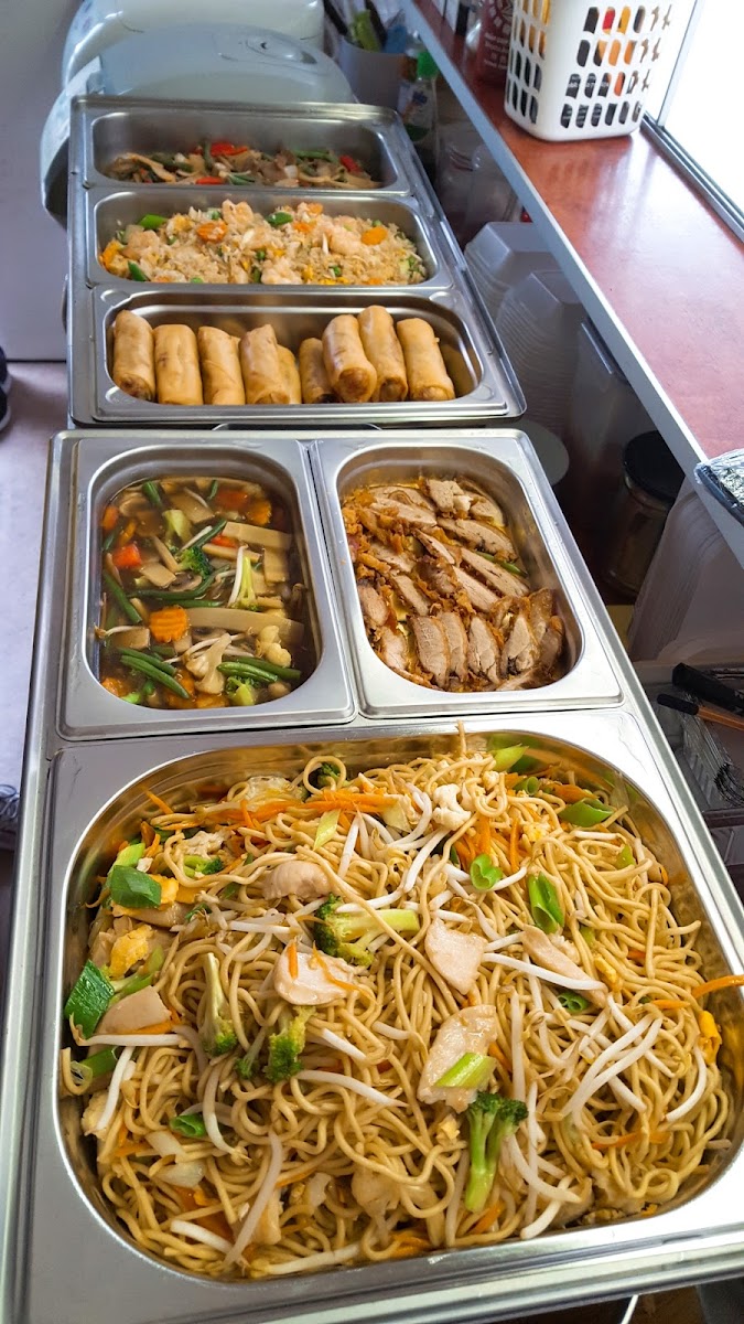 Sawadee Thai Imbiss - Photo 1