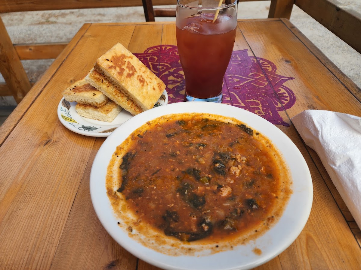 Grape Leaf Café - Photo 8