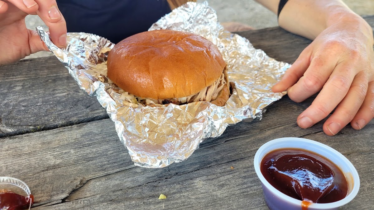 Exit 87 BBQ & Catering - Photo 3