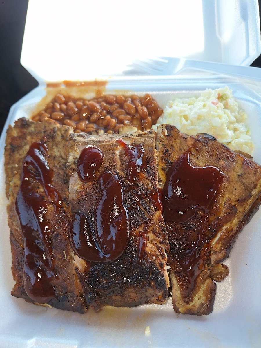 Exit 87 BBQ & Catering - Photo 6