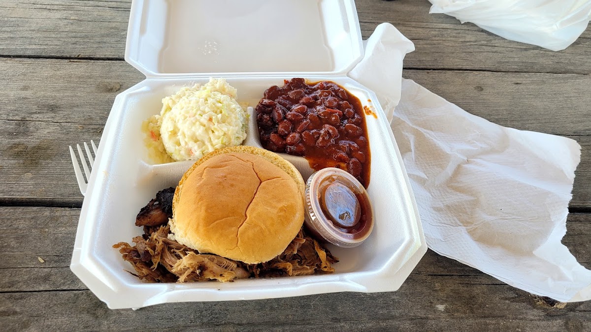 Exit 87 BBQ & Catering - Photo 7