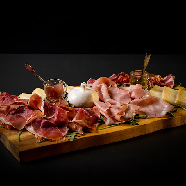Tagliere Salumi E Formaggi