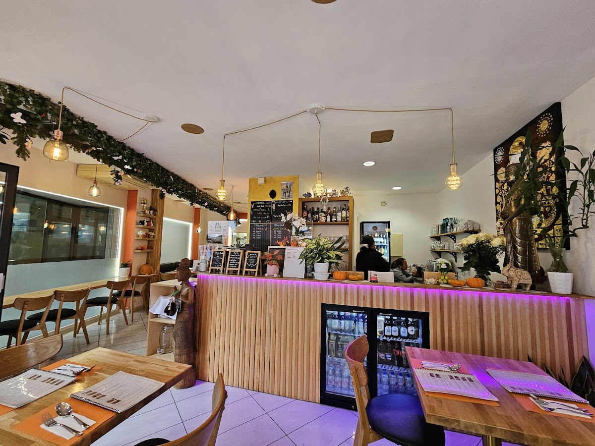 sri manee Isaan Thai House - Photo 2