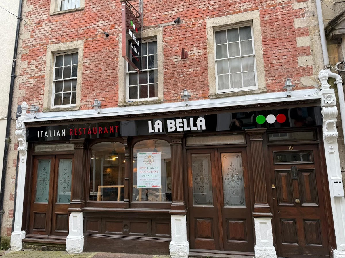 La Bella Restaurant