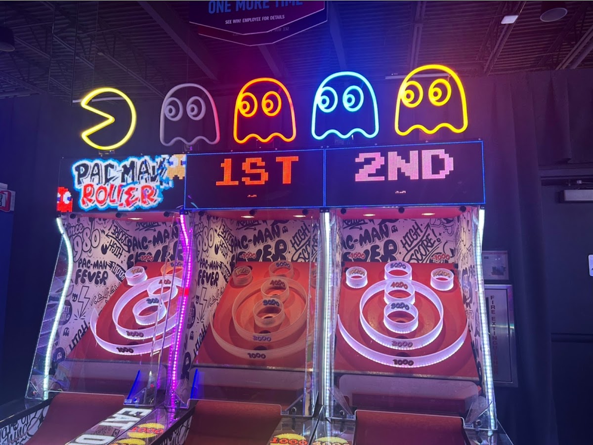 Dave & Buster's Reno - Photo 4