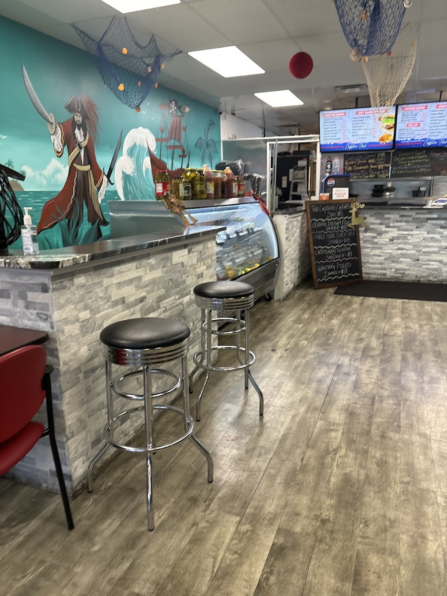 Captain Hooks Seafood & Grill - Photo 5