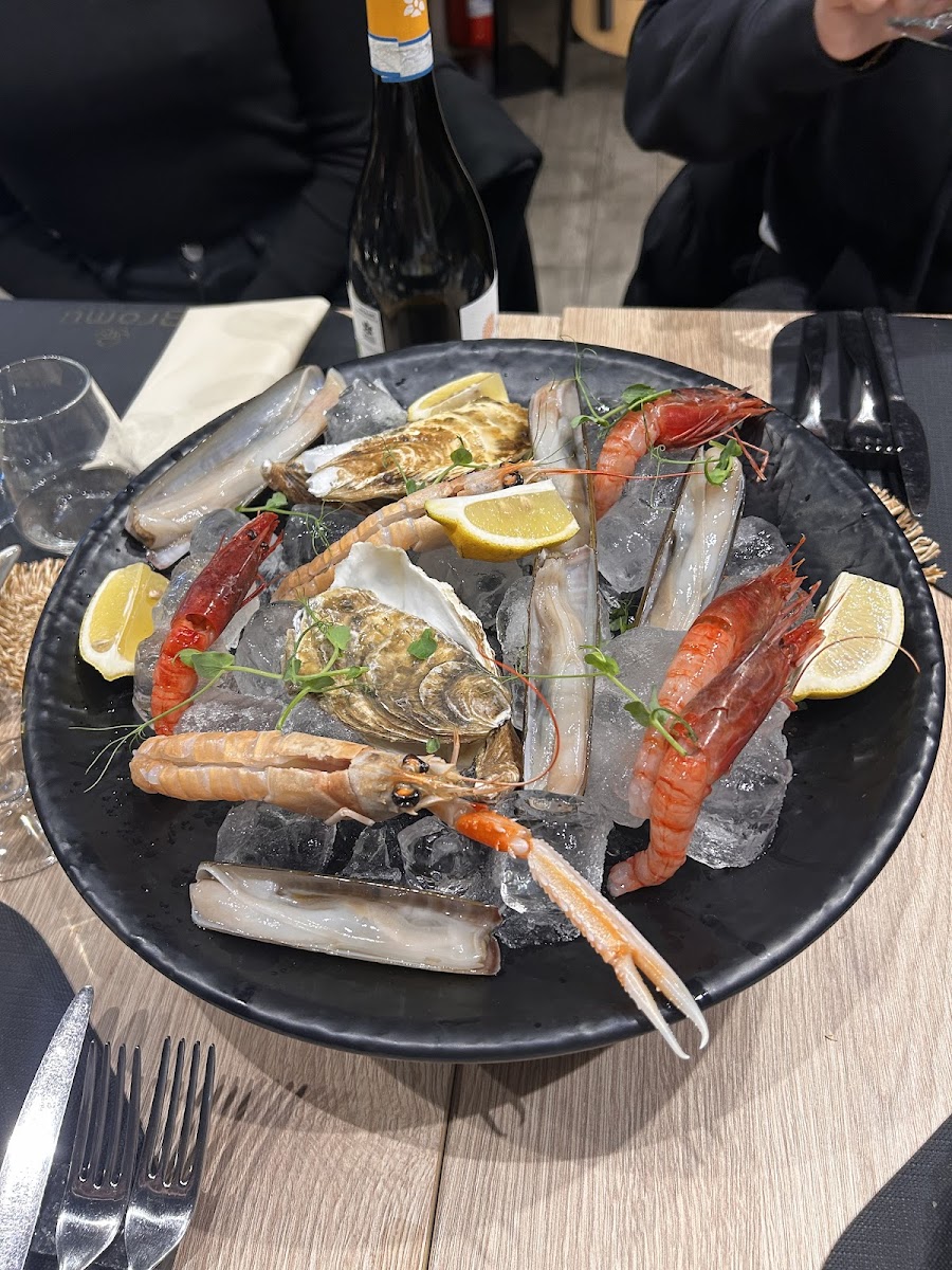 Bromu Restaurant - Photo 9