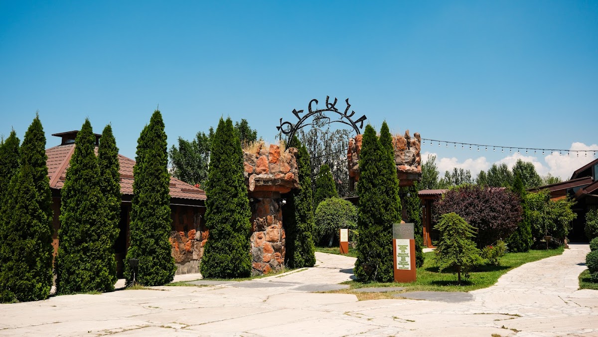 Tsirani Restaurant - Photo 3