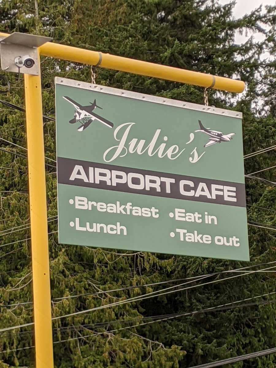 Julie's Airport Cafe - Photo 7