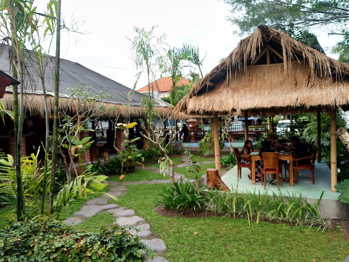 The Jungle Resto - Photo 2