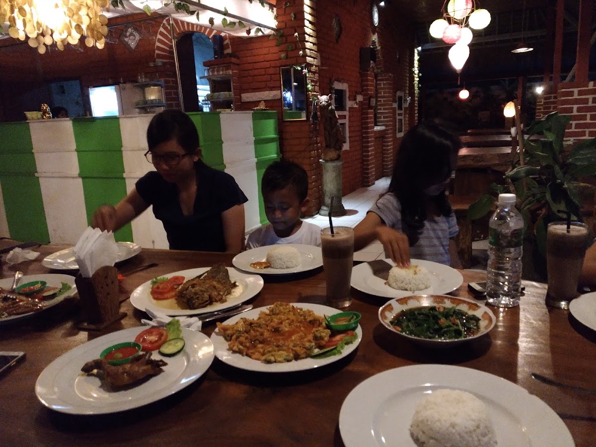 The Jungle Resto - Photo 3
