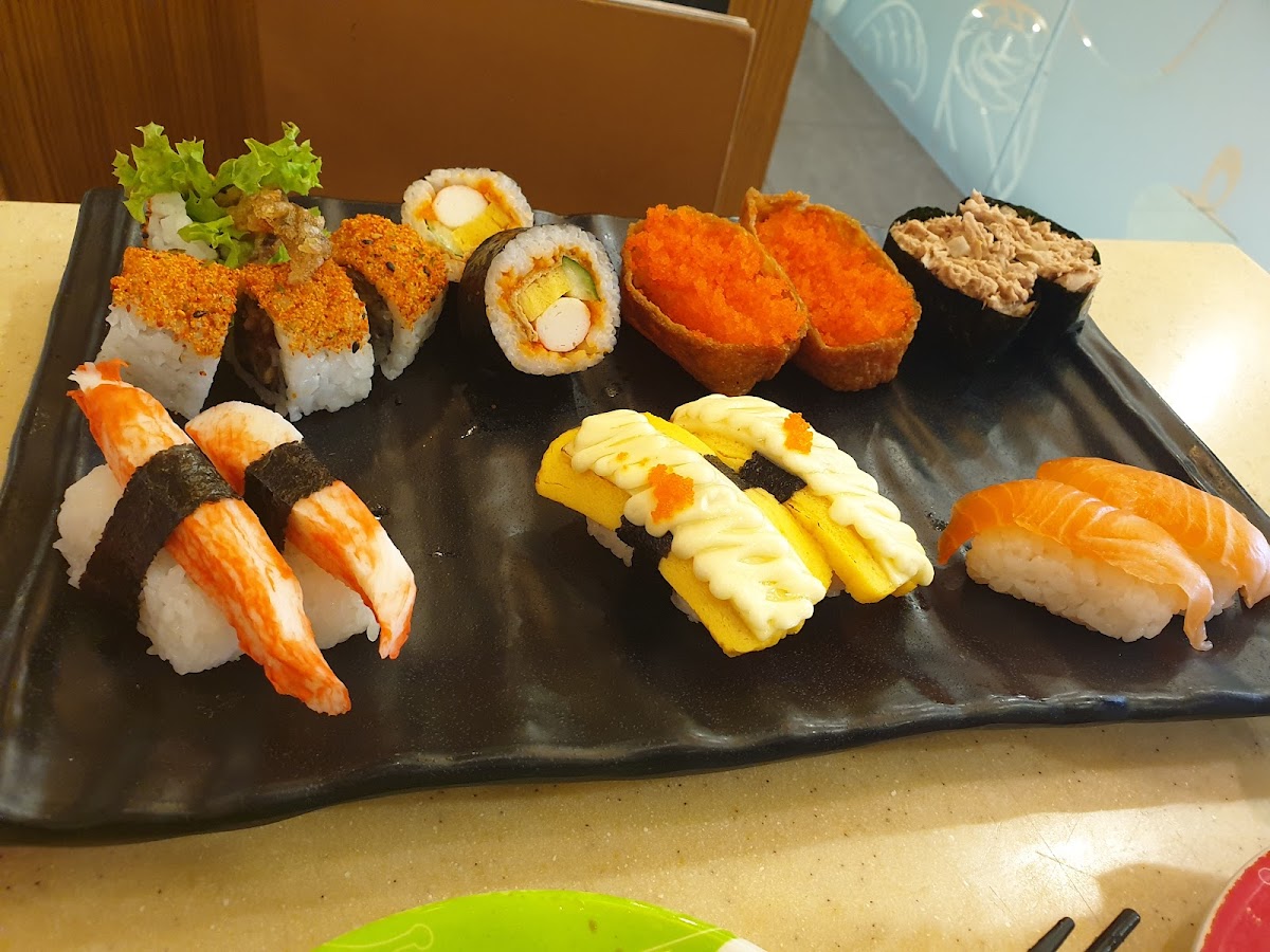 Sushi King Lotus's Klang - Photo 2
