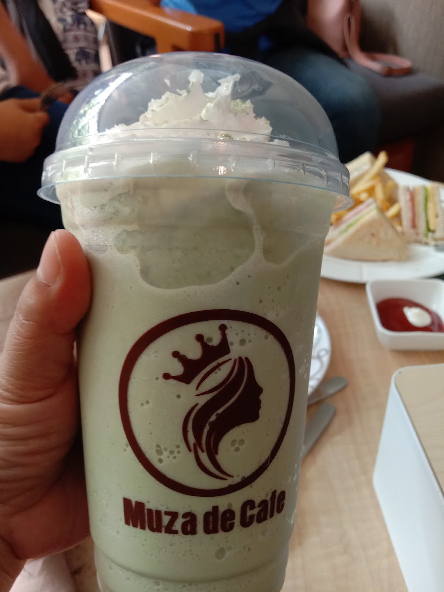 Muza De Cafe & Restaurant - Photo 4