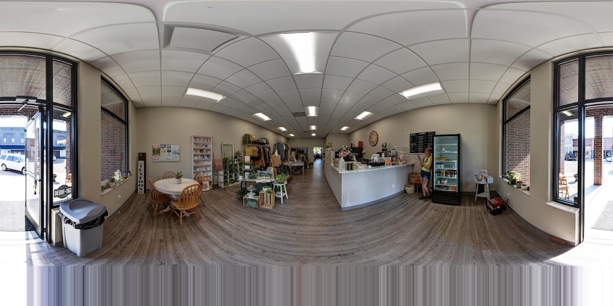 Brewed + Bronzed Boutique - Photo 1