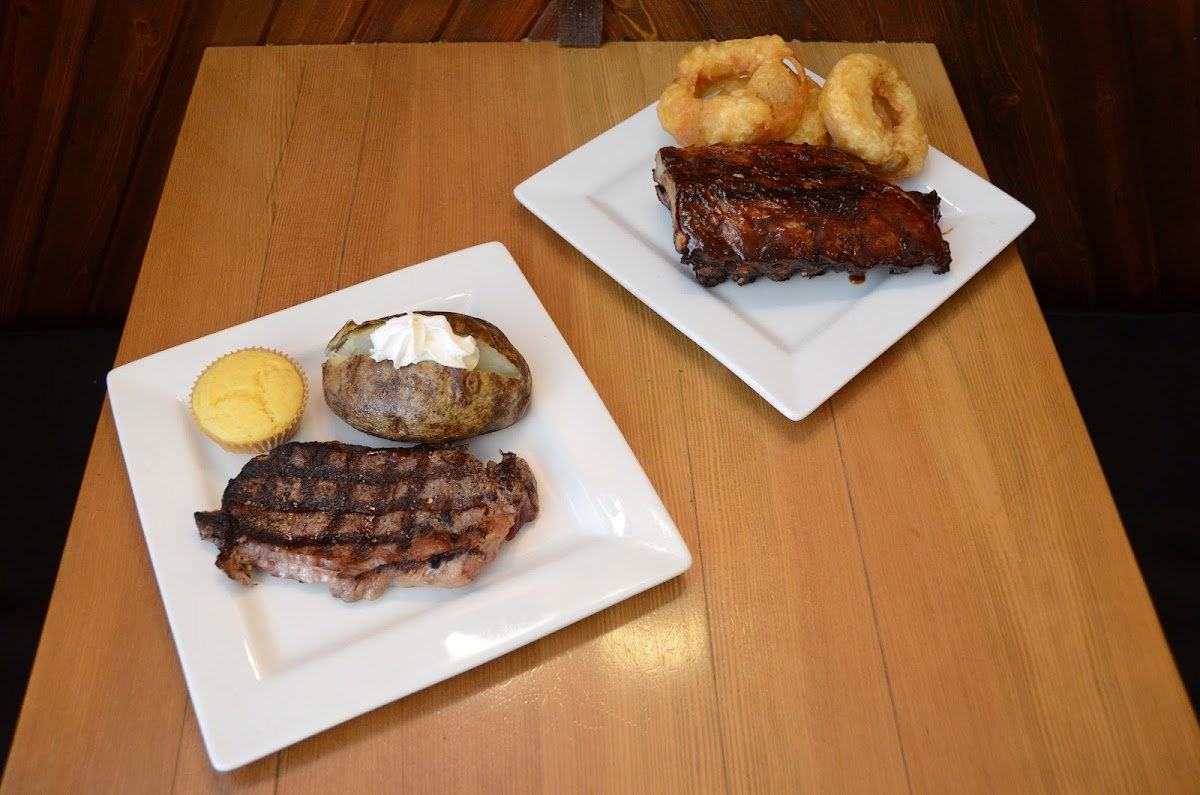 The Friendly Tavern - Photo 9