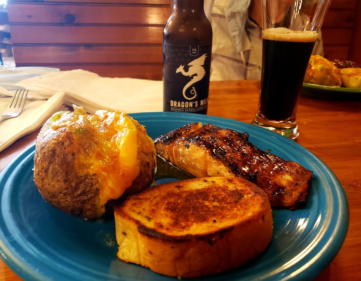 The Friendly Tavern - Photo 5