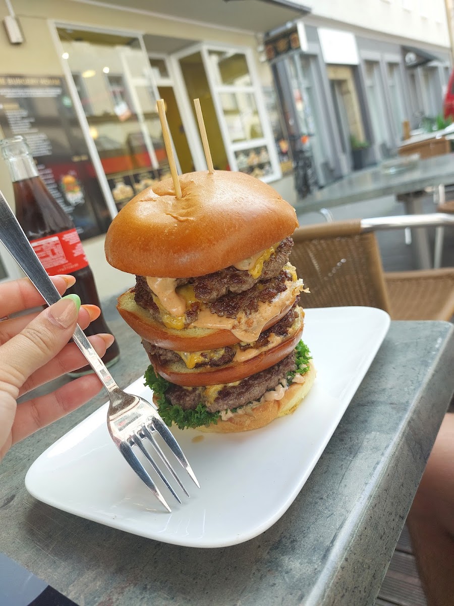 The Burgery House (100 % Halal) - Photo 6