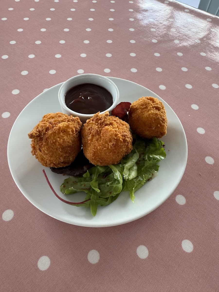 Deputy Dogs Caffe Ltd - Photo 6