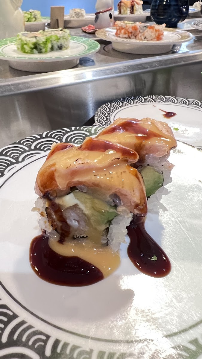 Yazu Sushi - Photo 8