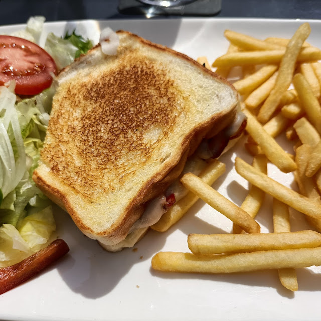 Bacon Cheese Sandwich