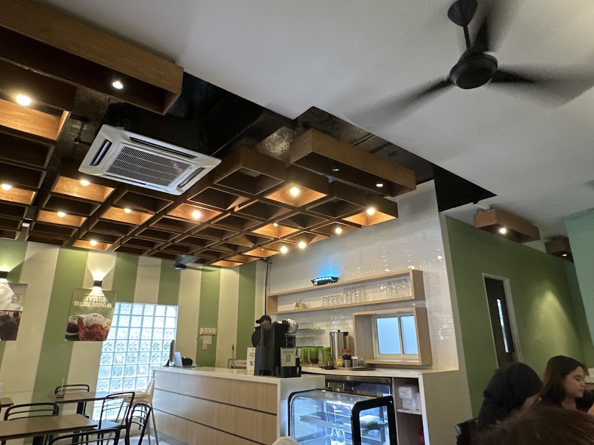 Nasi Kandar Utara Lunchbear TTDI - Photo 3