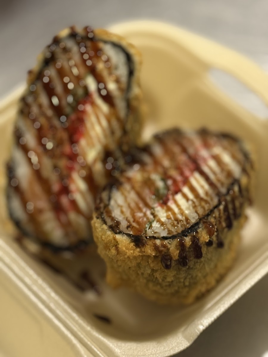 Barbado Sushi and Bowls - Photo 8