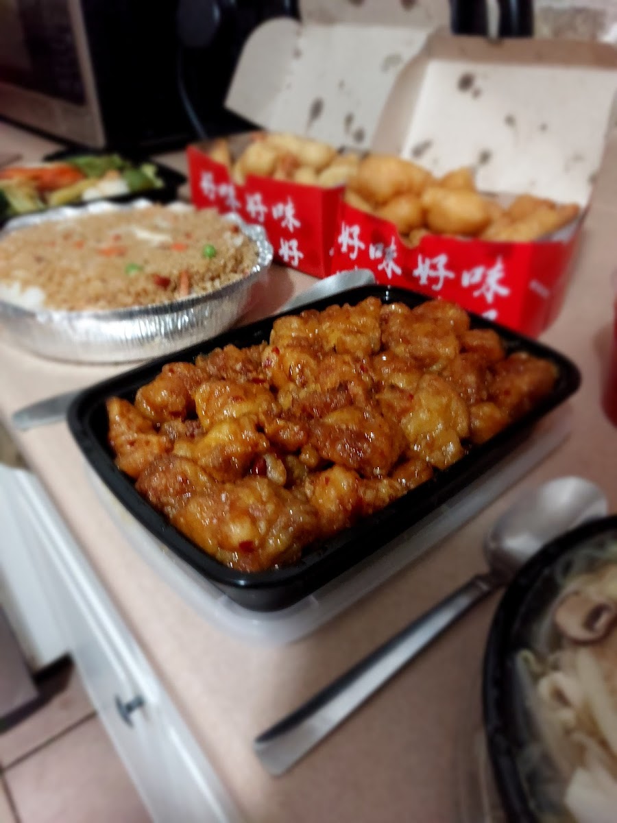 Jumbo Dragon Chinese Restaurant - Photo 9