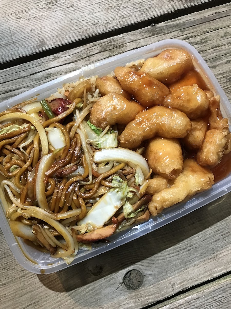 Jumbo Dragon Chinese Restaurant - Photo 1