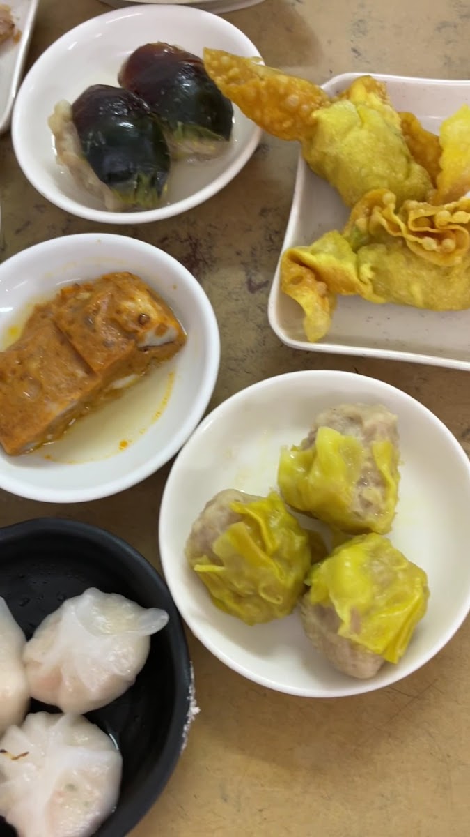 Restoran Kak Kak 佳佳点心茶楼 - Photo 1