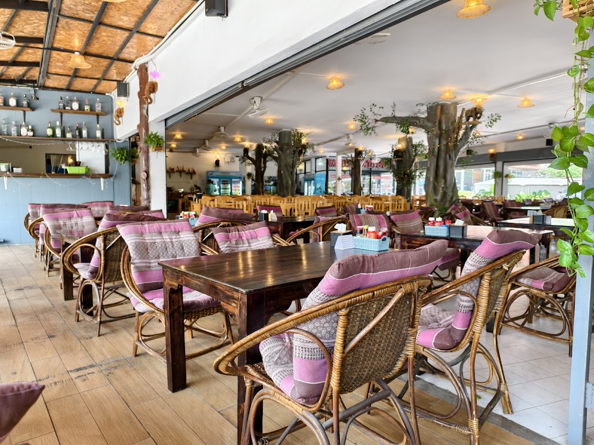 Hot Pan Restaurant